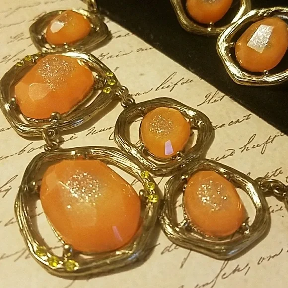 S171 Chunky & Fun Faceted Cobochon Necklace Set - Picture 6 of 15